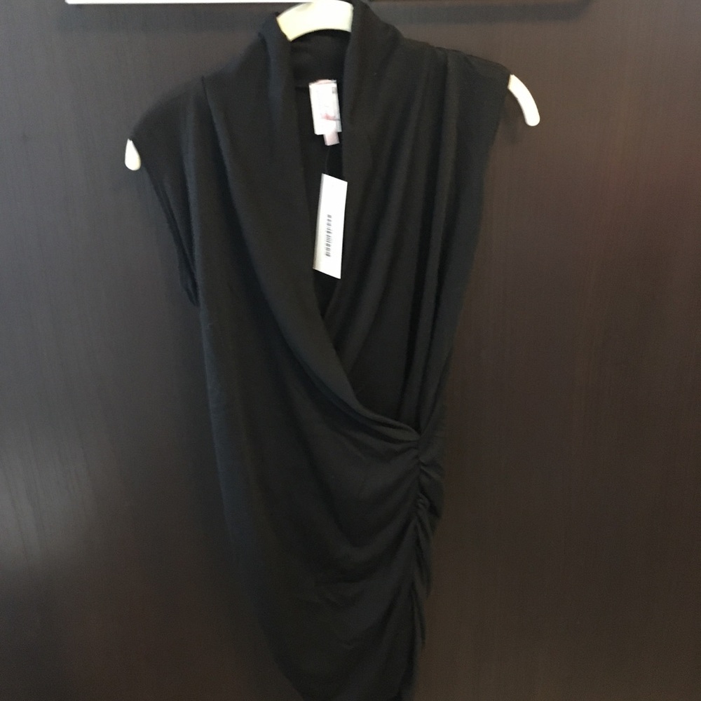 Cowl neck, ruched black top
